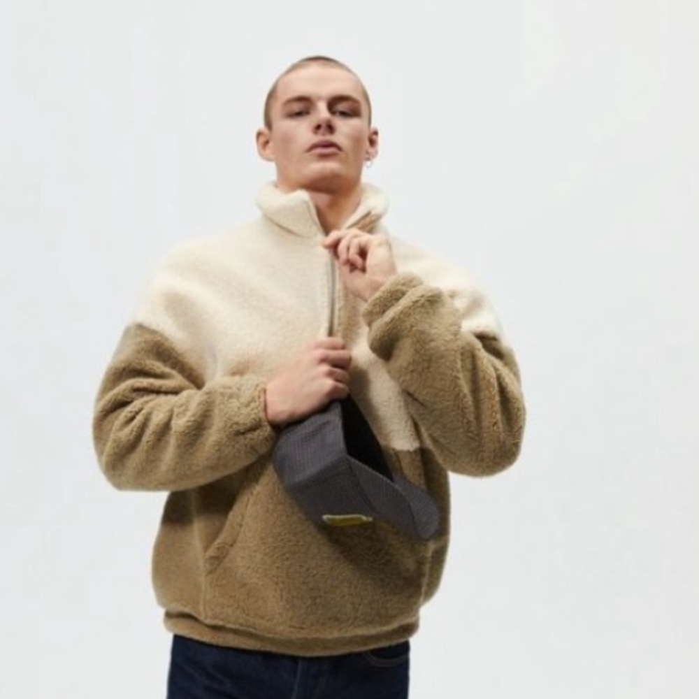 ZARA (New) Men’s Colorblock 1/4 Zip Sherpa Fleece Size S-M